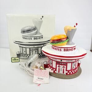 Vtg Dept 56 Snow Village Dinah’s Drive-In Lighted Building 1993 w/Box Retired